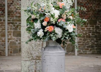 ceremony flowers at chiddingstone castle